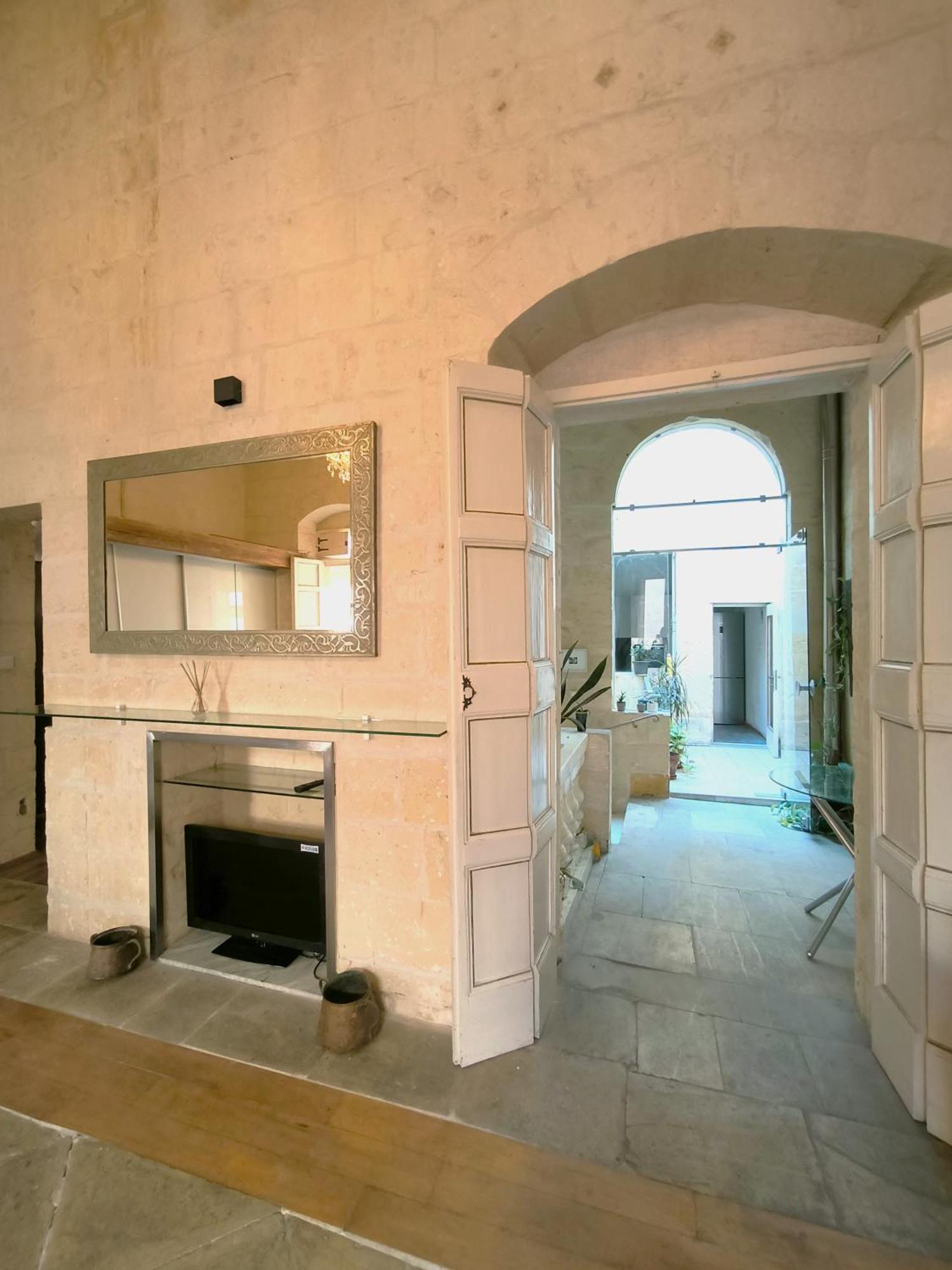 Stunning Valletta 3 Bedroom Town House Ngoại thất bức ảnh